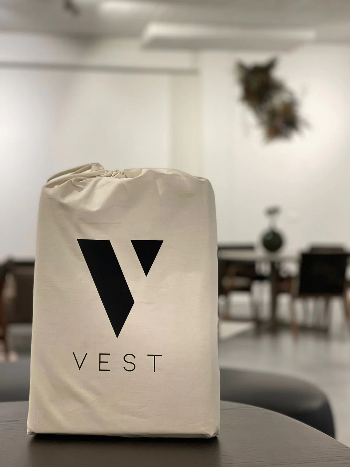 LAK - VEST teygjulak